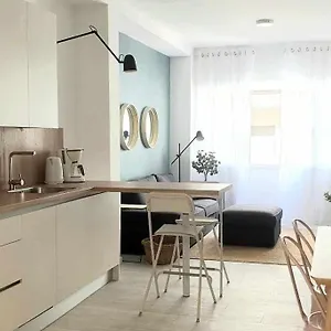 https://apartamento-de-lujo-en-el-centro.tenerifehoteles.net